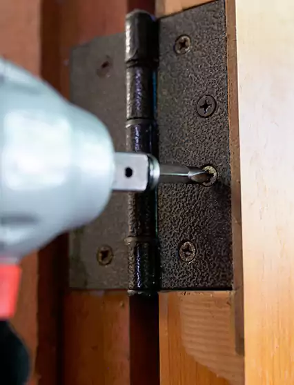 Professional Door Hinge Replacement Hialeah, FL